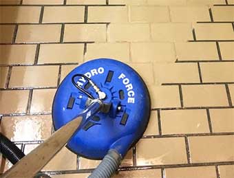 https://www.maascarpetcleaning.com/img/index/commercial-tile-cleaning-boise.jpg